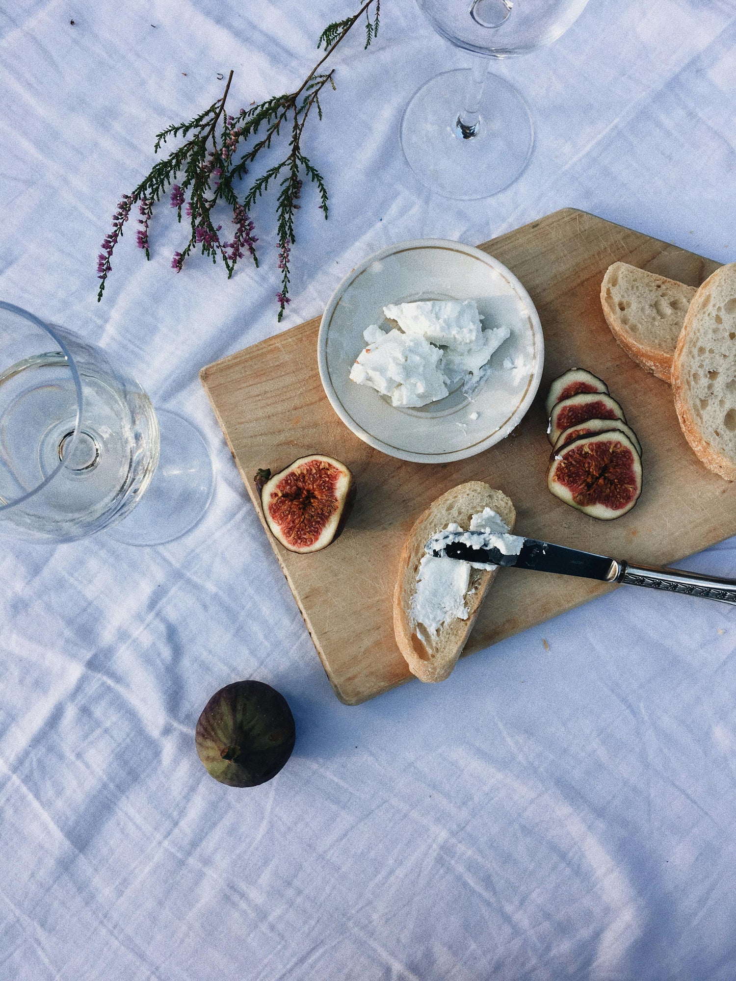 Acompañamientos Gourmet para Queso y Vino